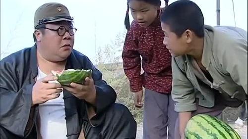 小兵张嘎胖子吃瓜视频,揭秘军营里的欢乐时光