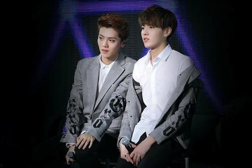 鹿晗吃瓜吴亦凡视频,与吴亦凡的幕后吃瓜大揭秘